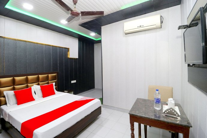 Imagen de la habitación del Hotel OYO 41743 Silver. Foto 4