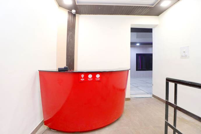 Imagen de los interiores del Hotel OYO 41743 Silver. Foto 19