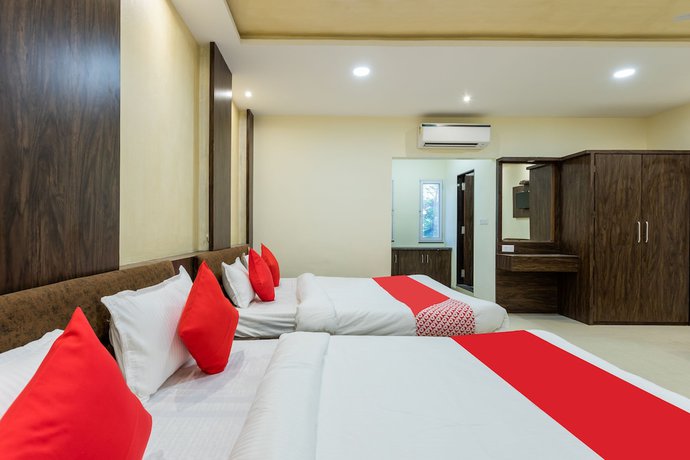 Imagen de la habitación del Hotel OYO 42084 Rajshahi Resort And Marriage Garden. Foto 10