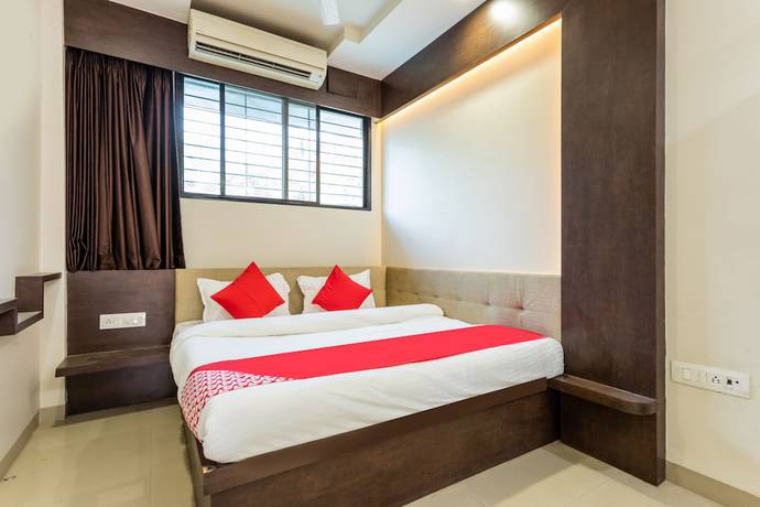 Imagen de la habitación del Hotel OYO 42084 Rajshahi Resort And Marriage Garden. Foto 11