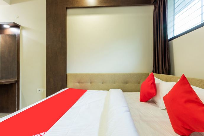 Imagen de la habitación del Hotel OYO 42084 Rajshahi Resort And Marriage Garden. Foto 15