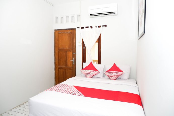 Imagen de la habitación del Hotel OYO 422 Achterhuis Guesthouse. Foto 7