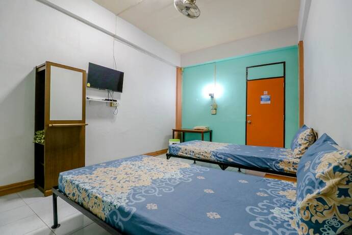 Imagen de la habitación del Hotel OYO 428 Pha Mansion. Foto 16