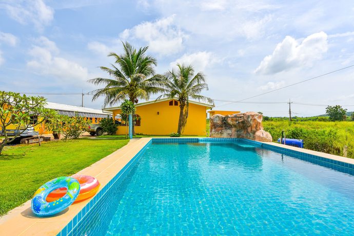 Imagen de la piscina del Hotel OYO 429 Billabong Resort Cha Am. Foto 17