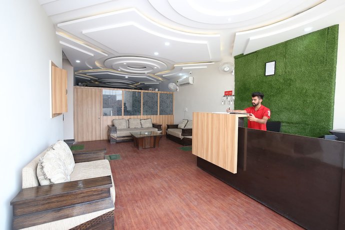 Imagen de los interiores del Hotel OYO 42991 Mehra Dhaba. Foto 19