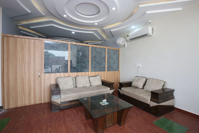 Imagen de los interiores del Hotel OYO 42991 Mehra Dhaba. Foto 20