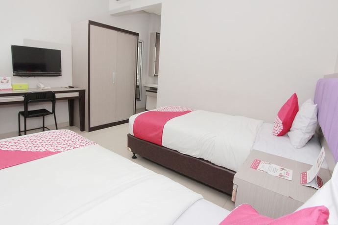 Imagen de la habitación del Hotel OYO 432 Kosotel. Foto 13