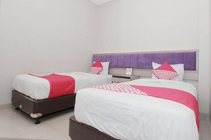 Imagen de la habitación del Hotel OYO 432 Kosotel. Foto 16