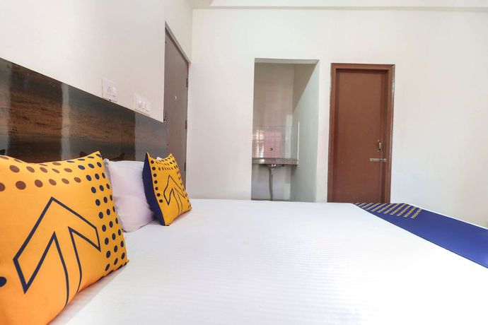 Imagen de la habitación del Hotel OYO 43300 Spring Woods Suites. Foto 7