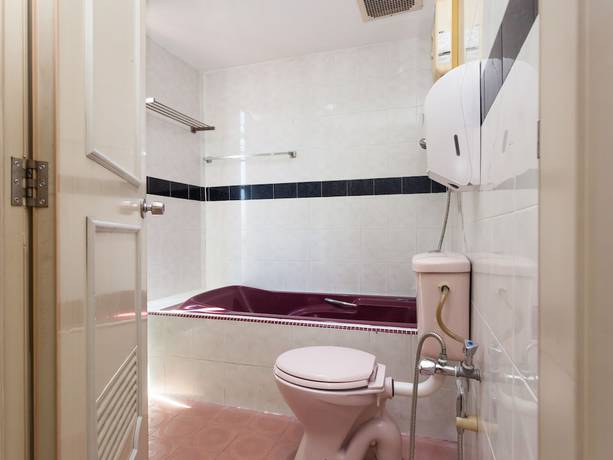 Imagen de la habitación del Hotel OYO 43915 T P. Foto 17