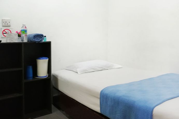 Imagen de la habitación del Hotel OYO 43927 Sassana. Foto 4