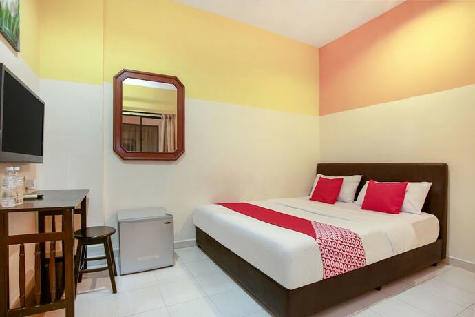 Imagen de la habitación del Hotel OYO 43933 Ferringhi Stay IInn. Foto 18