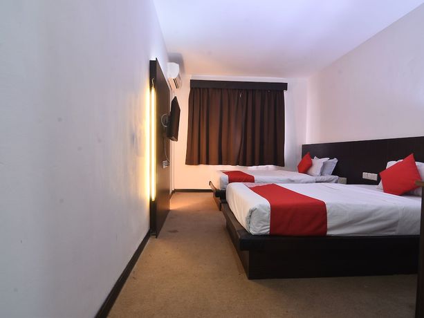 Imagen de la habitación del Hotel OYO 43960 Laksamana Executive and Boutique. Foto 3