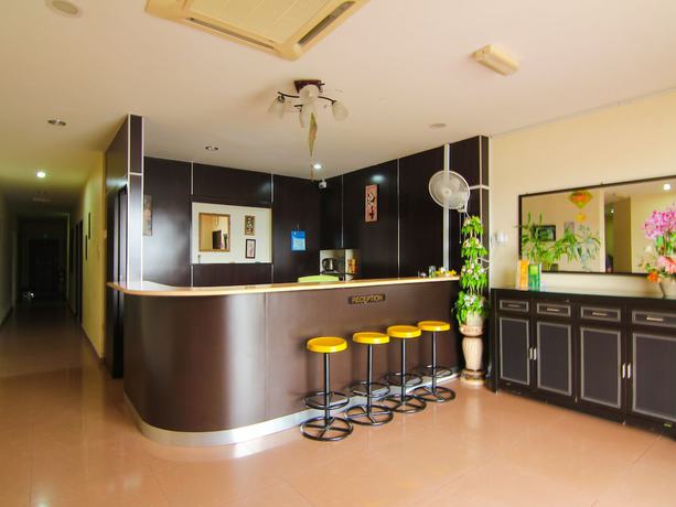 Imagen de los interiores del Hotel OYO 43962 Ezzy In. Foto 18