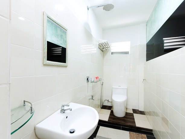 Imagen de la habitación del Hotel OYO 44011 Weng Bee Guest House. Foto 4