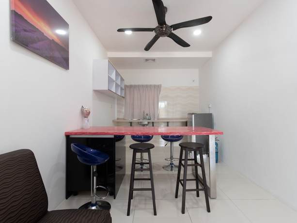 Imagen de los interiores del Hotel OYO 44011 Weng Bee Guest House. Foto 18