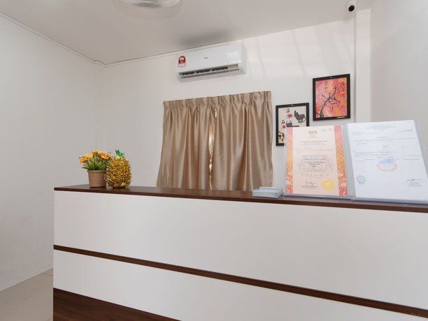 Imagen de los interiores del Hotel OYO 44011 Weng Bee Guest House. Foto 19
