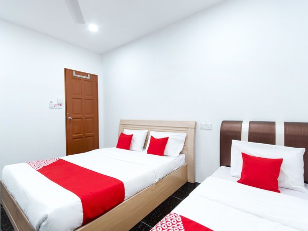 Imagen de la habitación del Hotel OYO 44011 Weng Bee Guest House. Foto 12