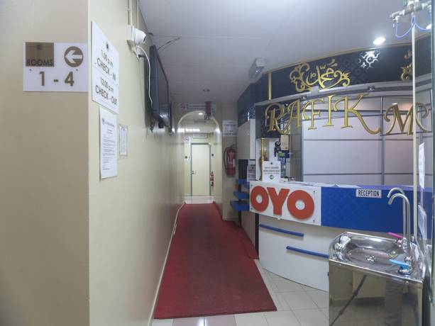 Imagen de los interiores del Hotel OYO 44016 Rafik Ali Motel. Foto 19