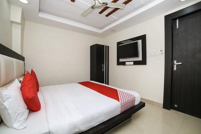 Imagen de la habitación del Hotel OYO 44314 Veer Bhumi Palace. Foto 15