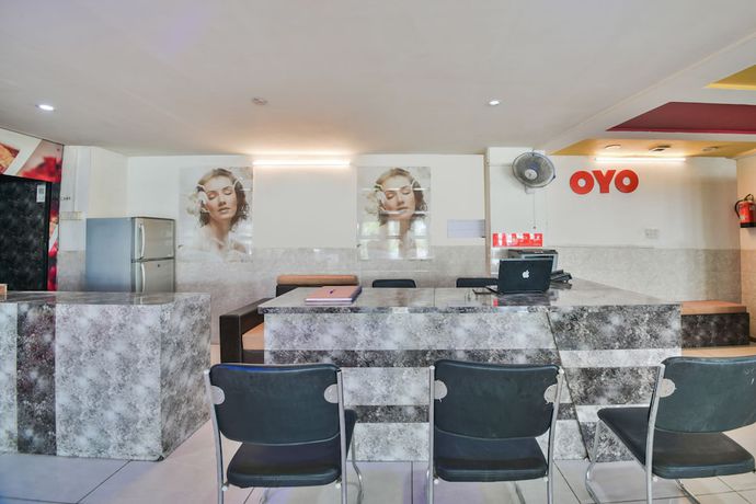 Imagen de los interiores del Hotel OYO 45055 King\'s Palace. Foto 17