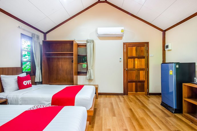 Imagen de la habitación del Hotel OYO 451 Samran​ Resort. Foto 4