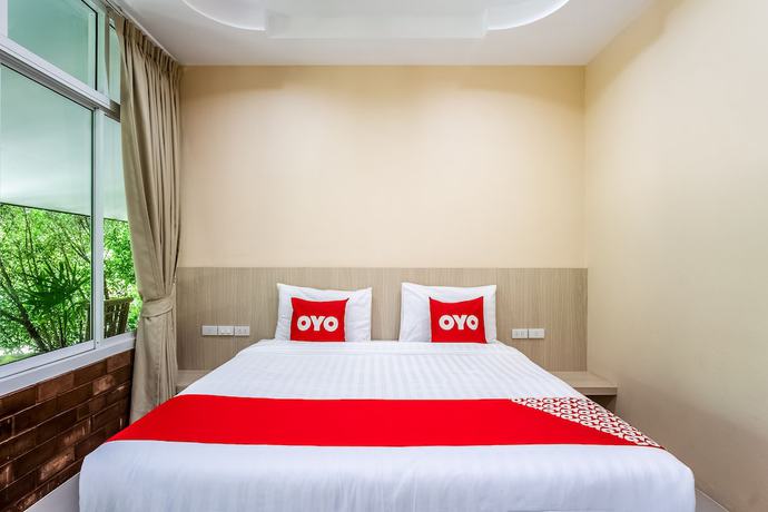 Imagen de la habitación del Hotel OYO 451 Samran​ Resort. Foto 12