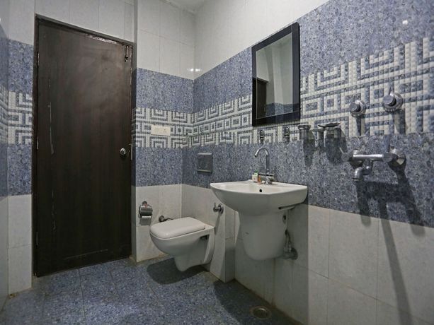 Imagen de la habitación del Hotel OYO 4635 Sheetal. Foto 4