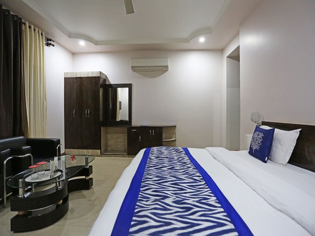 Imagen de la habitación del Hotel OYO 4635 Sheetal. Foto 8