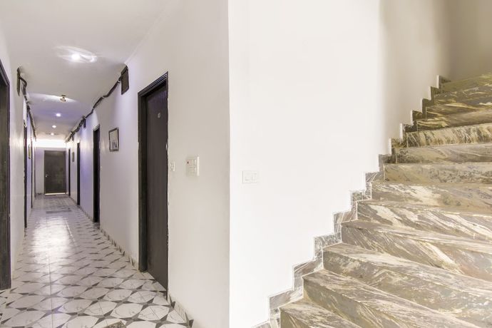 Imagen de los interiores del Hotel OYO 46735 Royal Dreams. Foto 17