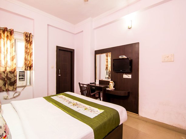 Imagen de la habitación del Hotel OYO 4679 Shantila Inn. Foto 11