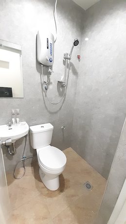 Imagen de la habitación del Hotel OYO 470 Jrja. Foto 4