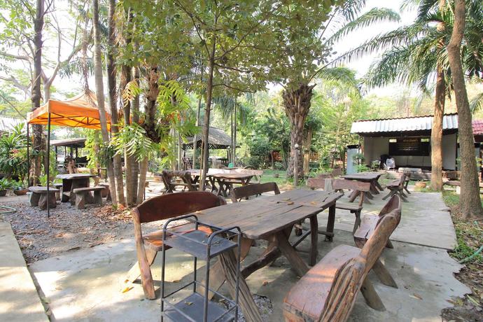 Imagen del bar/restaurante del Hotel OYO 476 Ban Rimnam Resort. Foto 4