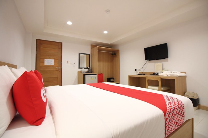 Imagen de la habitación del Hotel OYO 483 Pannee Hotel Khaosan. Foto 5