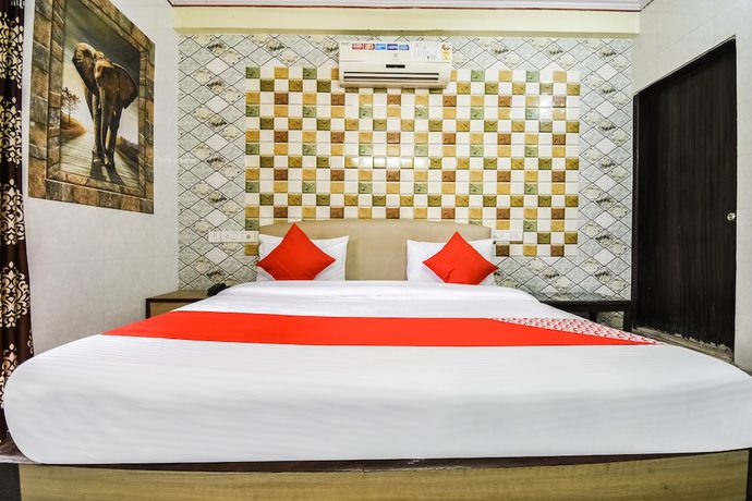 Imagen de la habitación del Hotel OYO 48665 Kesar Palace. Foto 10