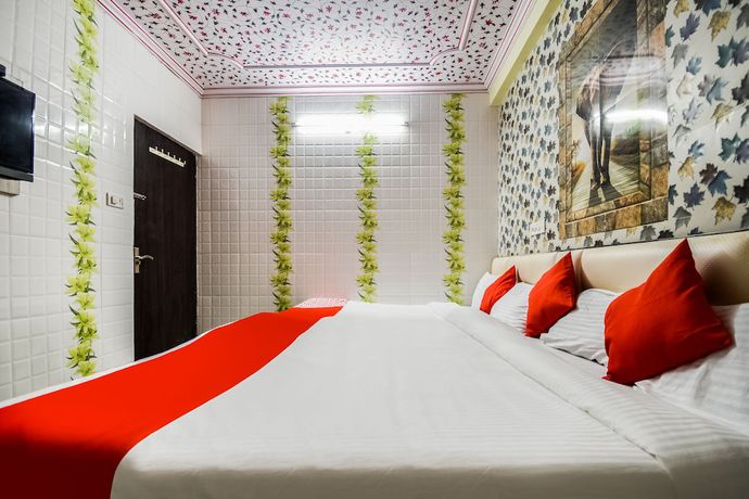 Imagen de la habitación del Hotel OYO 48665 Kesar Palace. Foto 15