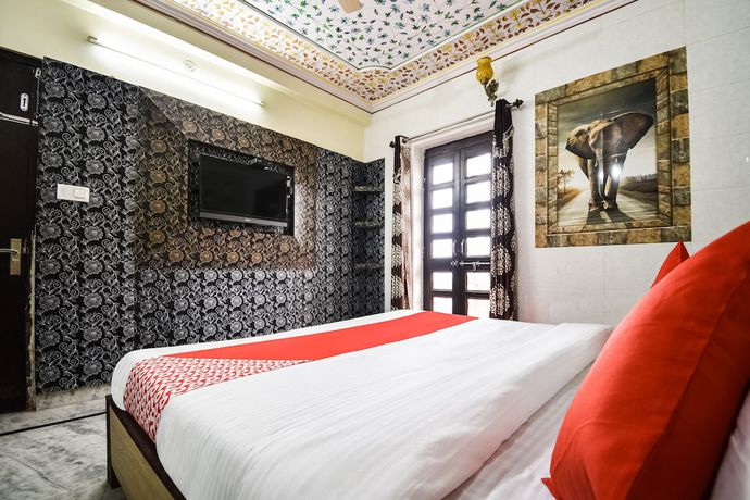 Imagen de la habitación del Hotel OYO 48665 Kesar Palace. Foto 16