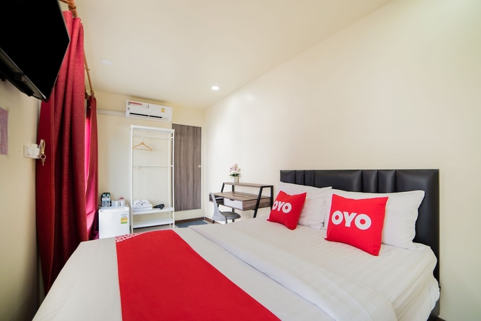 Imagen de la habitación del Hotel OYO 491 5 Diamond. Foto 10