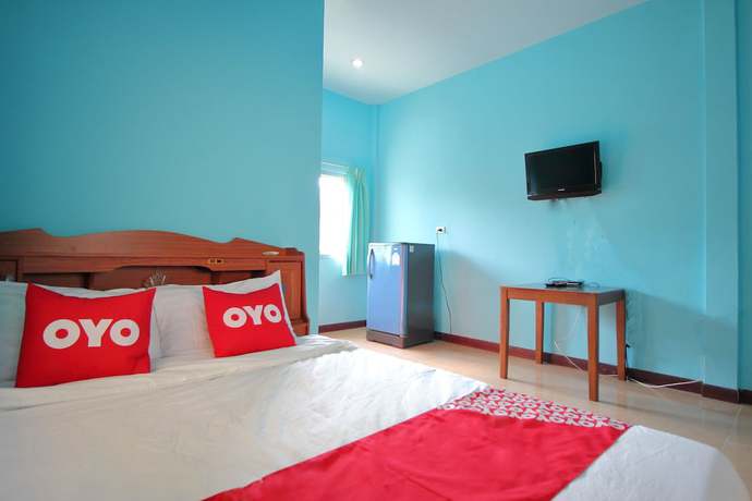Imagen de la habitación del Hotel OYO 496 Chok Phikul Thong Resort. Foto 11
