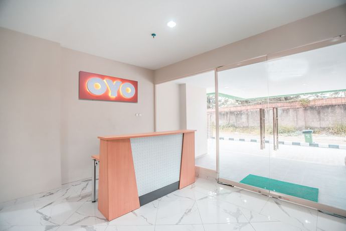 Imagen de los interiores del Hotel OYO 498 Green Lake View Ciputat. Foto 14