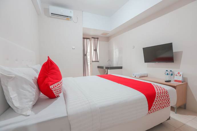 Imagen de la habitación del Hotel OYO 498 Green Lake View Ciputat. Foto 10