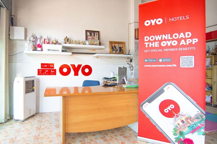 Imagen de los interiores del Hotel OYO 499 Pattaraporn. Foto 14