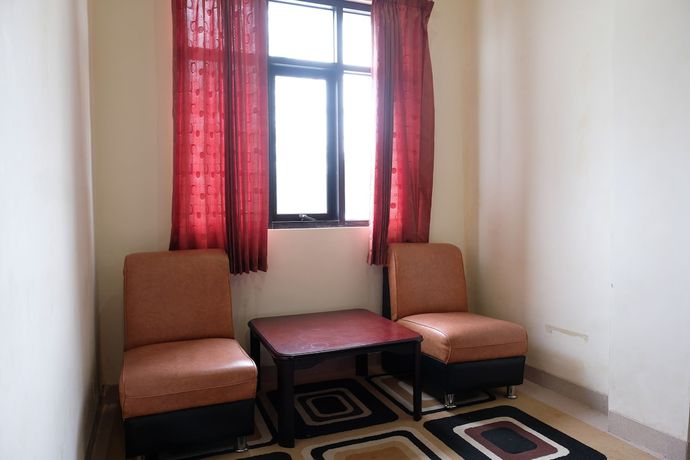 Imagen de la habitación del Hotel OYO 515 Oasis. Foto 7