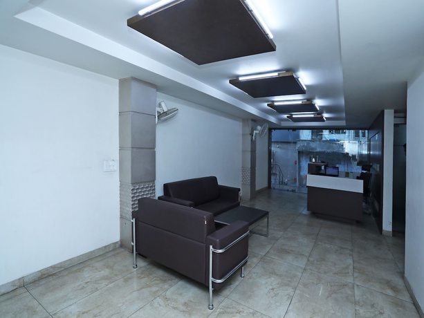 Imagen de los interiores del Hotel OYO 5192 Laj Regency. Foto 20