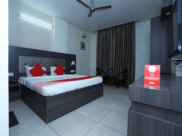 Imagen de la habitación del Hotel OYO 5192 Laj Regency. Foto 17