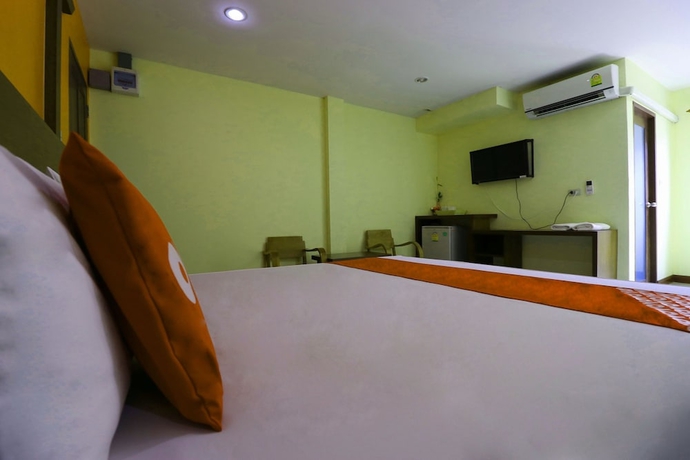 Imagen de la habitación del Hotel OYO 547 Happy Home. Foto 5
