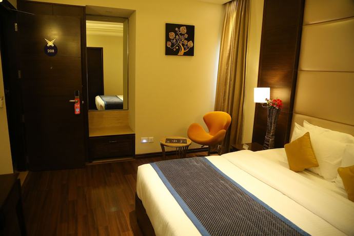 Imagen de la habitación del Hotel OYO 552 The Cove. Foto 13