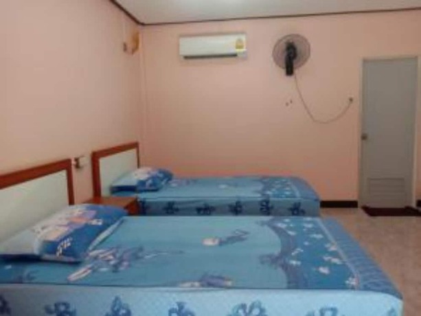 Imagen de la habitación del Hotel OYO 575 Nong Kho Resort. Foto 4