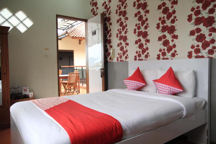 Imagen de la habitación del Hotel OYO 602 Hotel Hikmat Indah. Foto 7