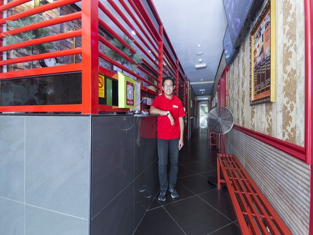 Imagen de los interiores del Hotel OYO 604 Est Equine Park. Foto 13